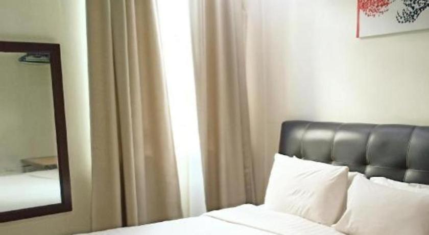 Hotel Seri Pauh George Town Exterior photo