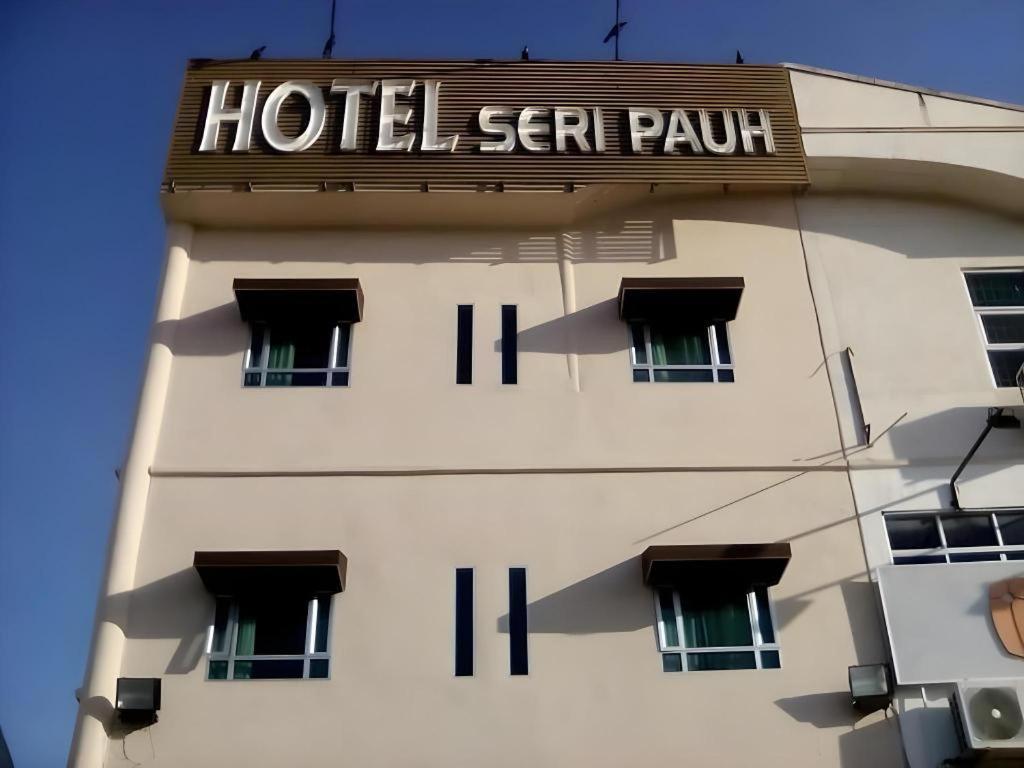 Hotel Seri Pauh George Town Exterior photo