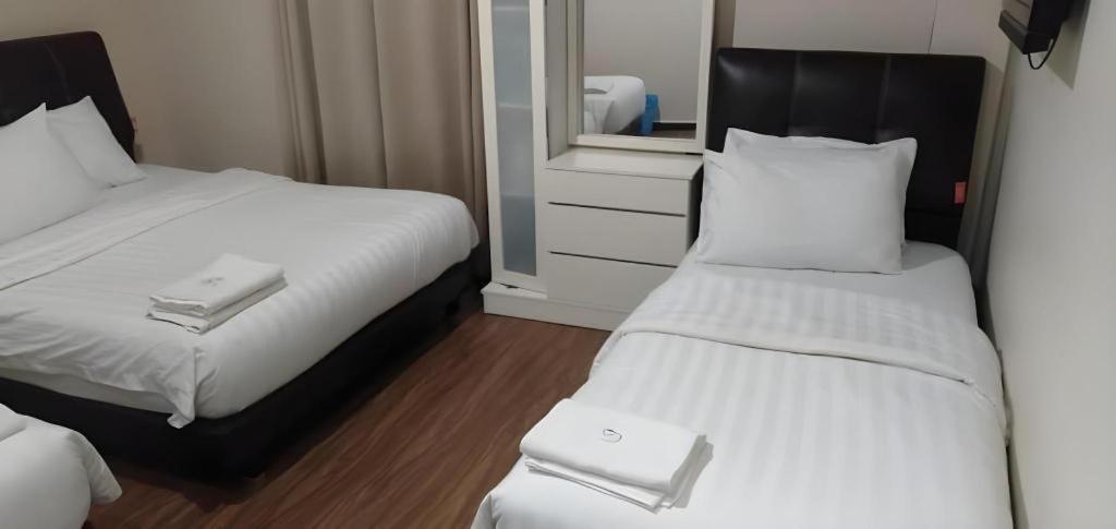Hotel Seri Pauh George Town Exterior photo